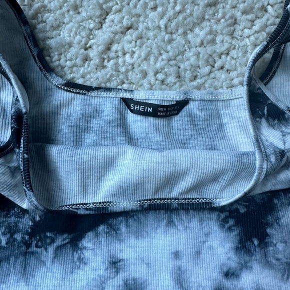 SHEIN Cropped Tank Top - Picture 2 of 2